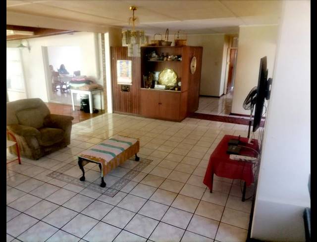 3 BEDROOM HOUSE FOR SALE IN SASOLBURG EXT 23